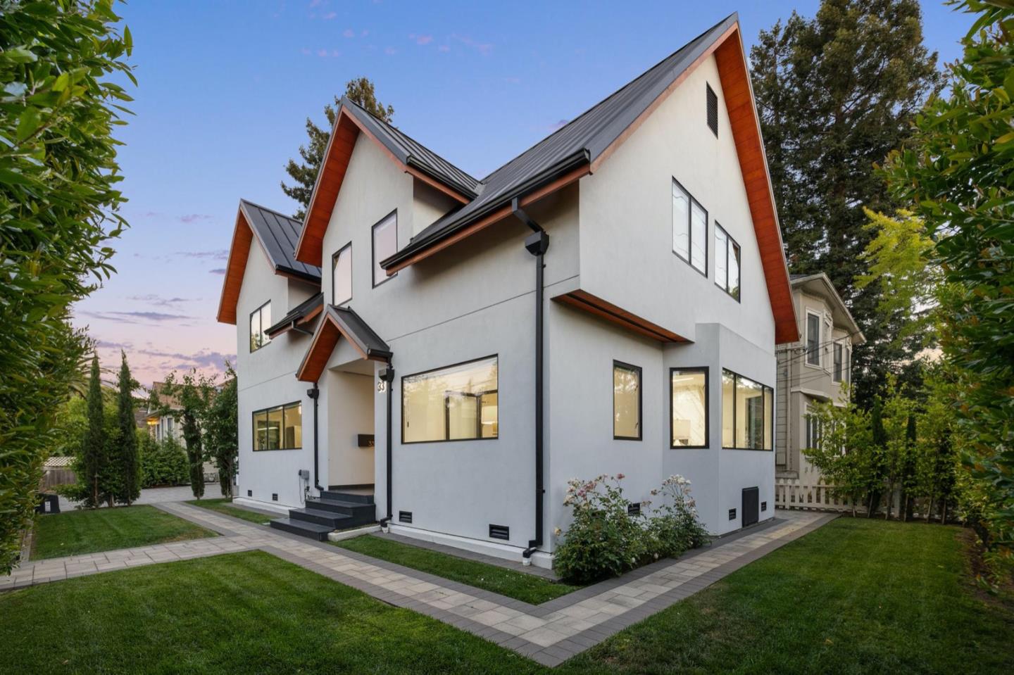 33 Highland Avenue