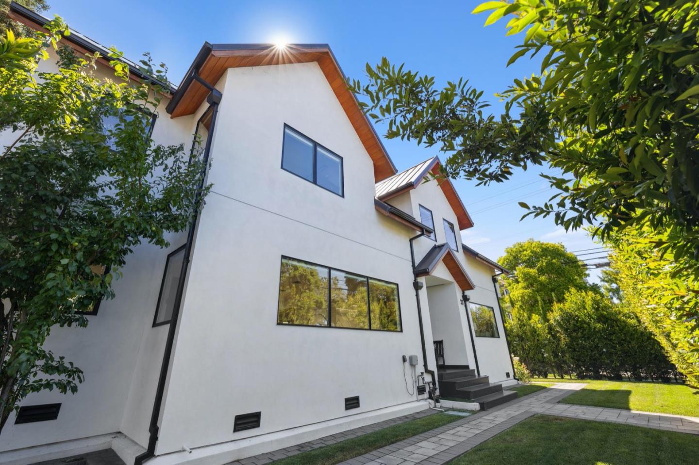 33 Highland Avenue