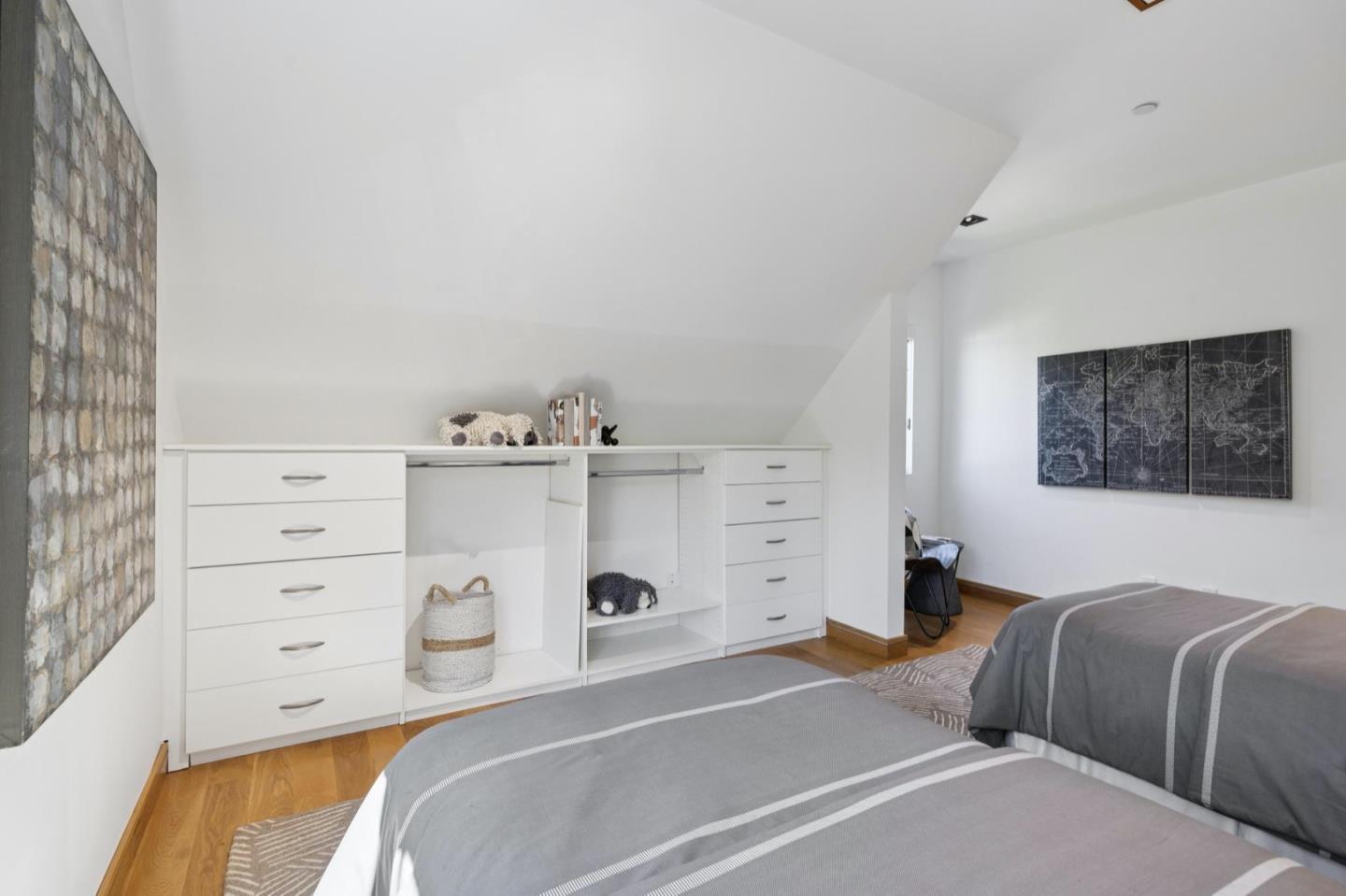 33 Highland Avenue