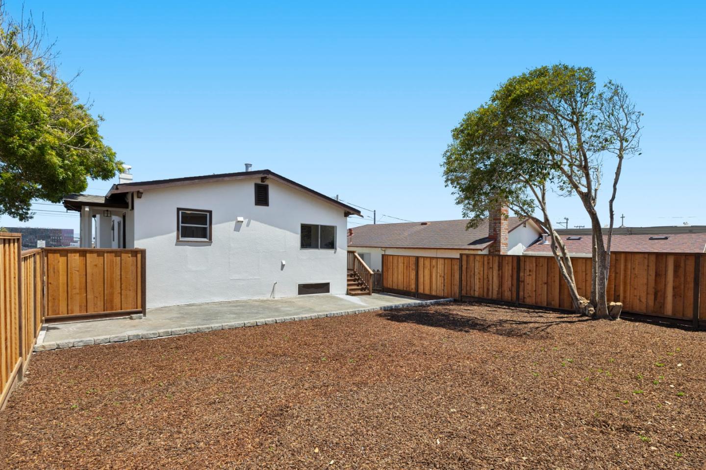 423 Walnut Avenue