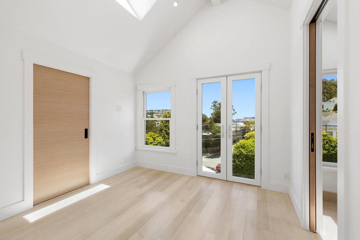 95 Nordhoff Street