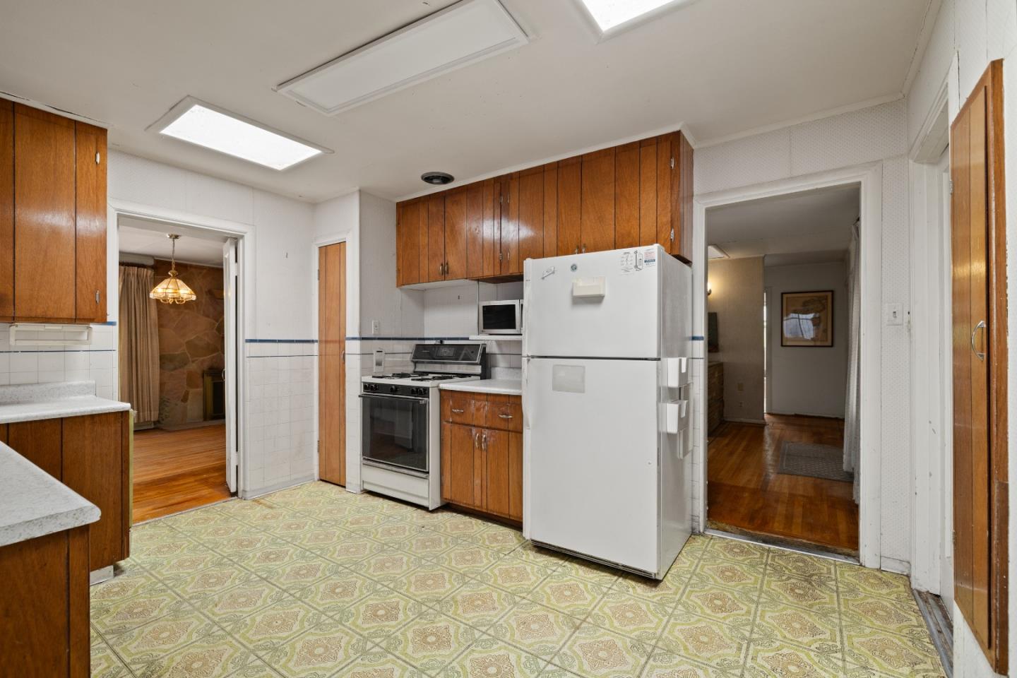 153 Occidental Avenue