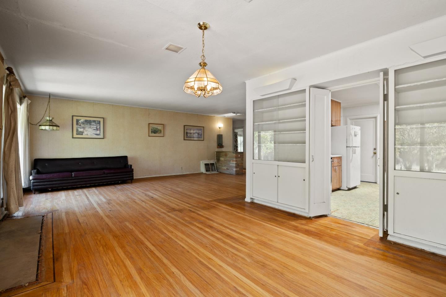 153 Occidental Avenue