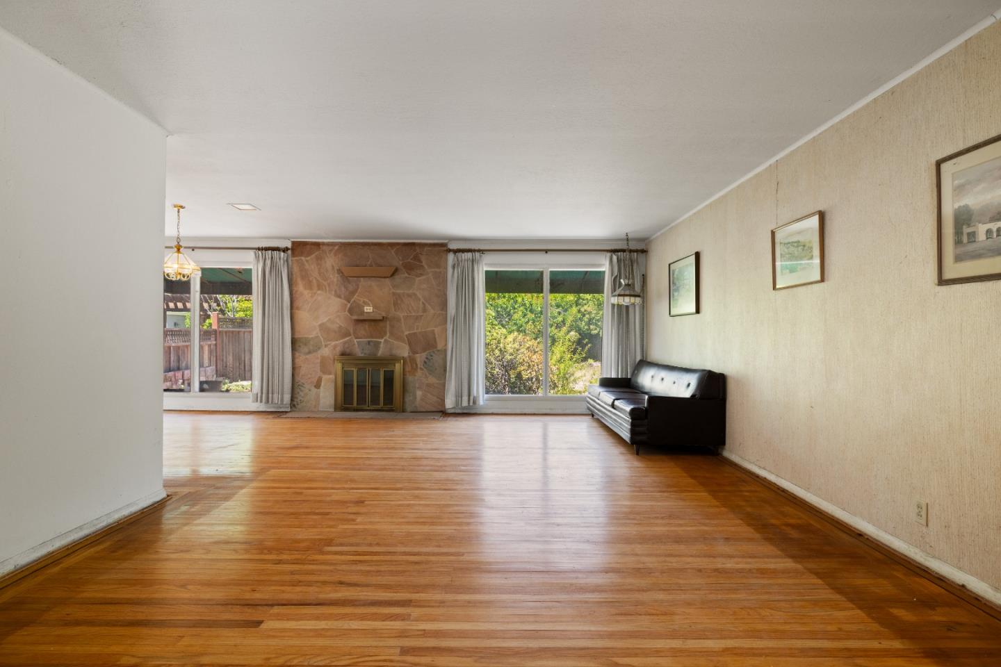 153 Occidental Avenue