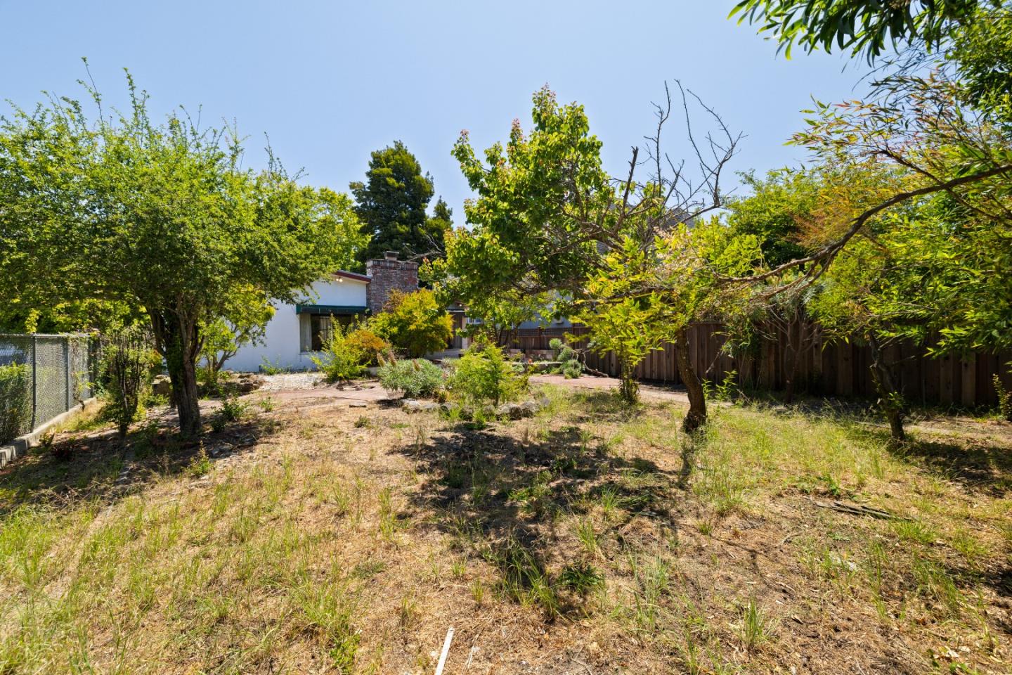 153 Occidental Avenue