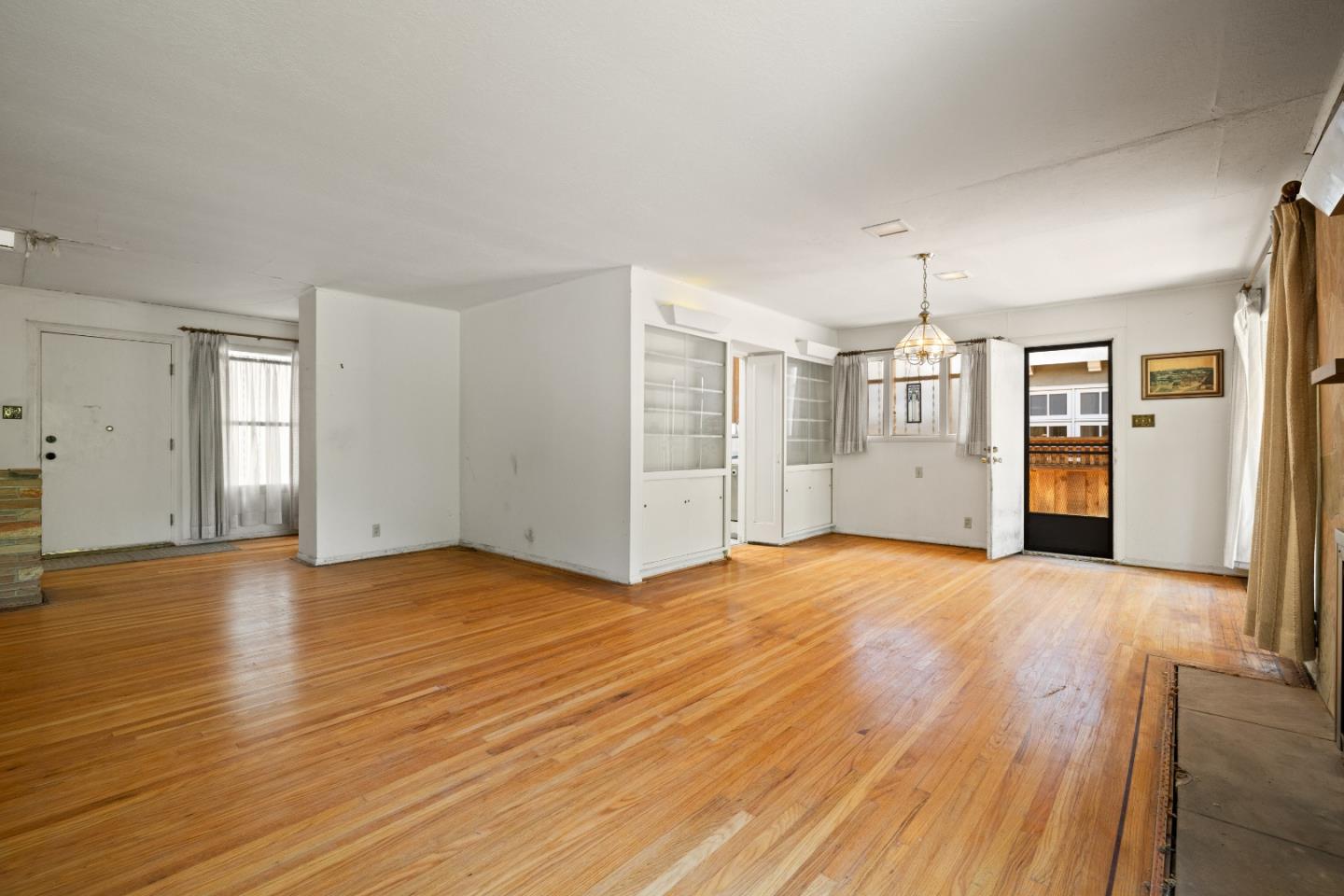 153 Occidental Avenue