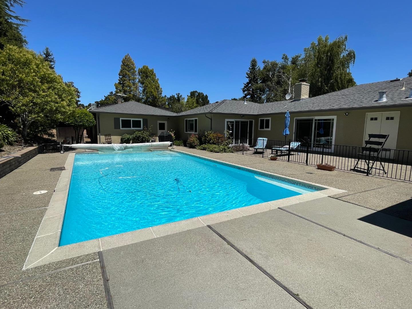 55 Glengarry Way