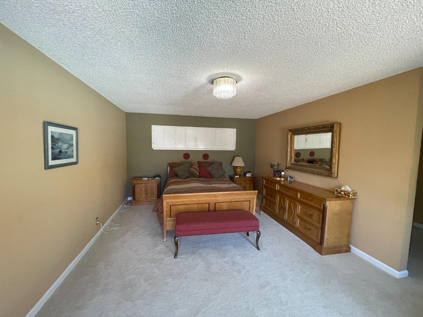 55 Glengarry Way