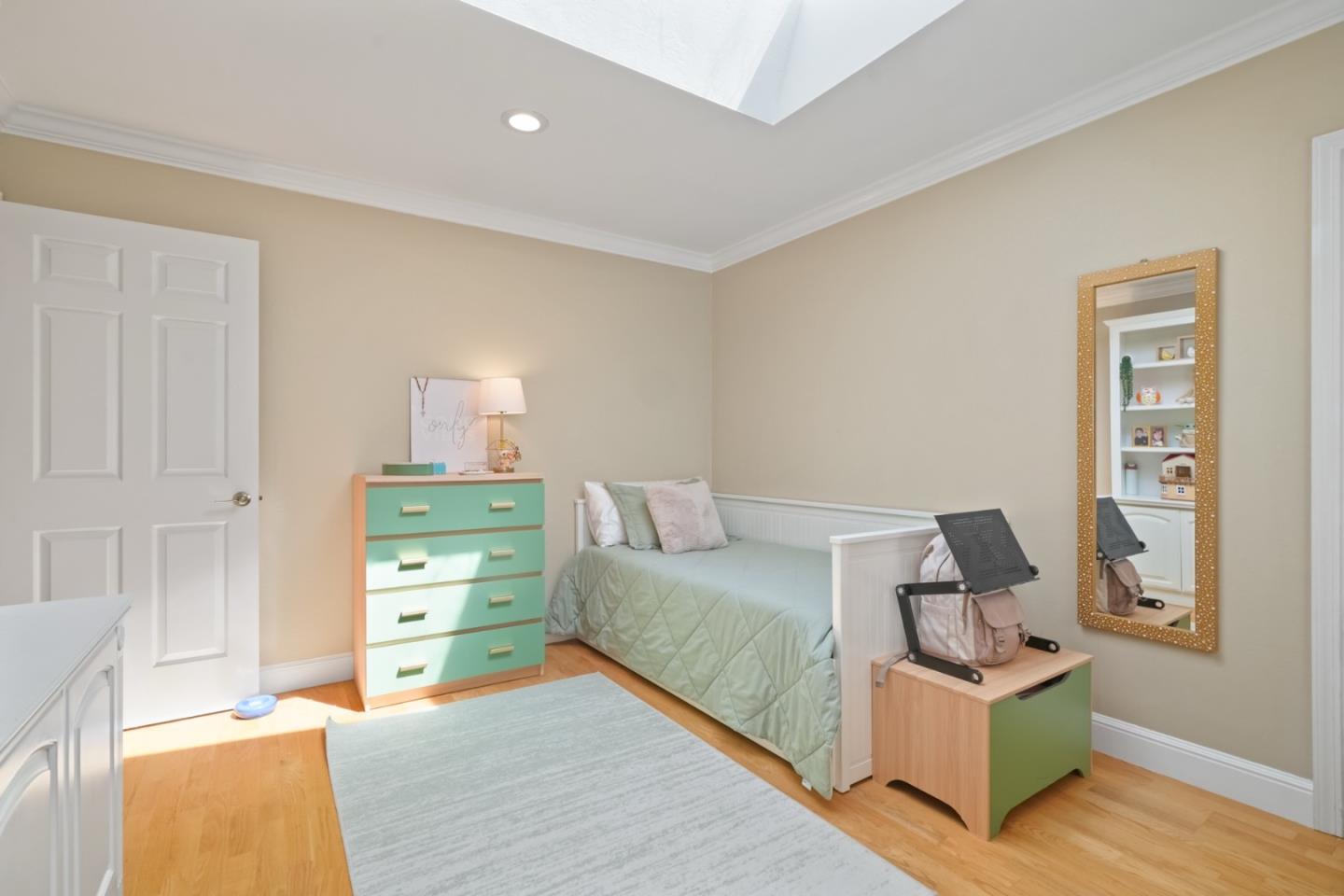 3172 Morris Drive