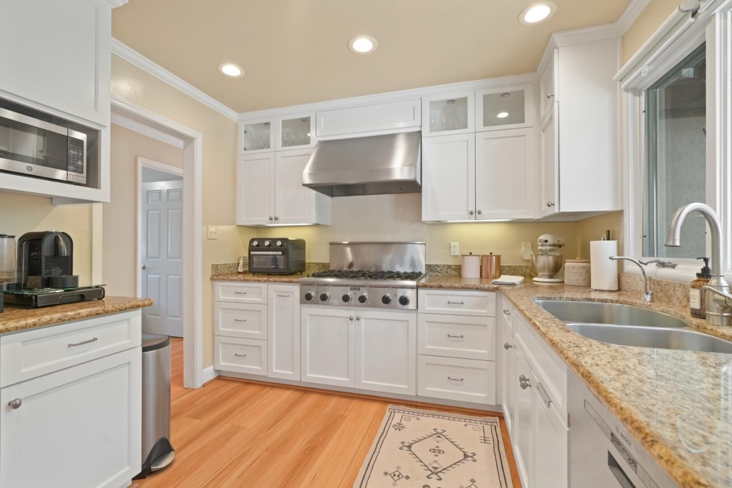 3172 Morris Drive