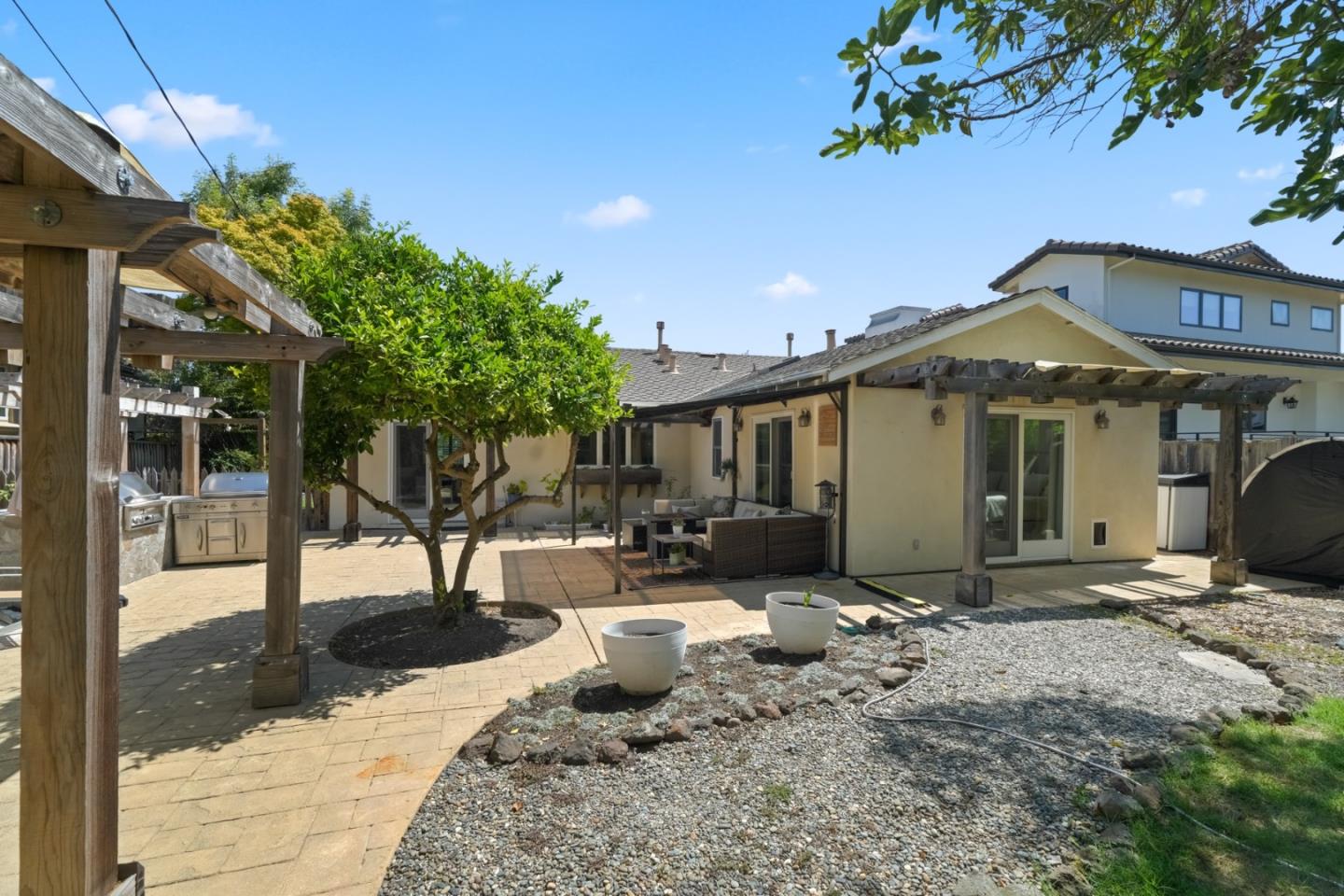 3172 Morris Drive