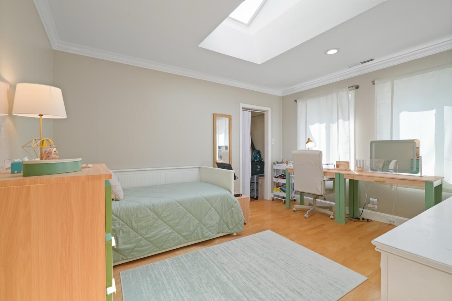 3172 Morris Drive