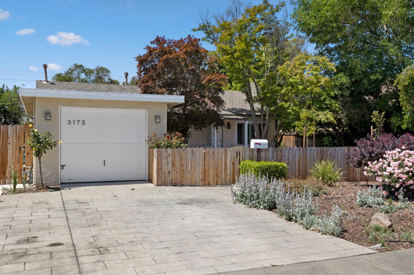 3172 Morris Drive