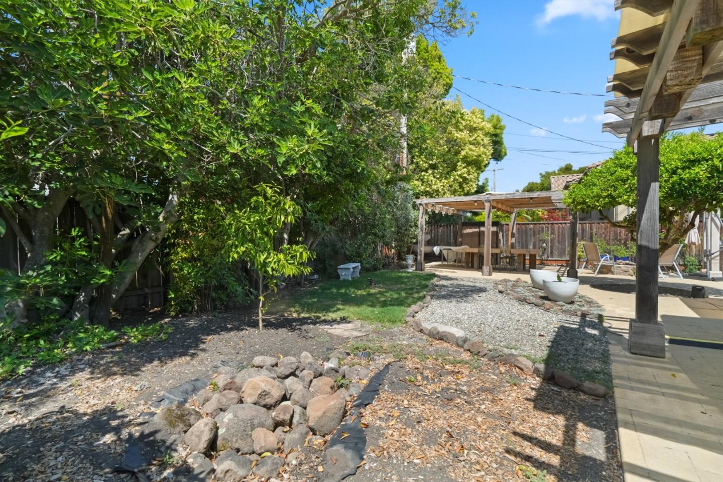 3172 Morris Drive