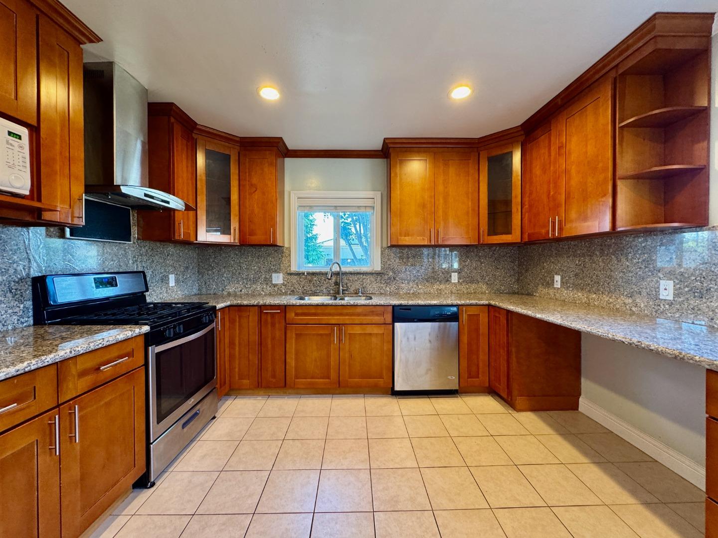 3801 Pacific Boulevard