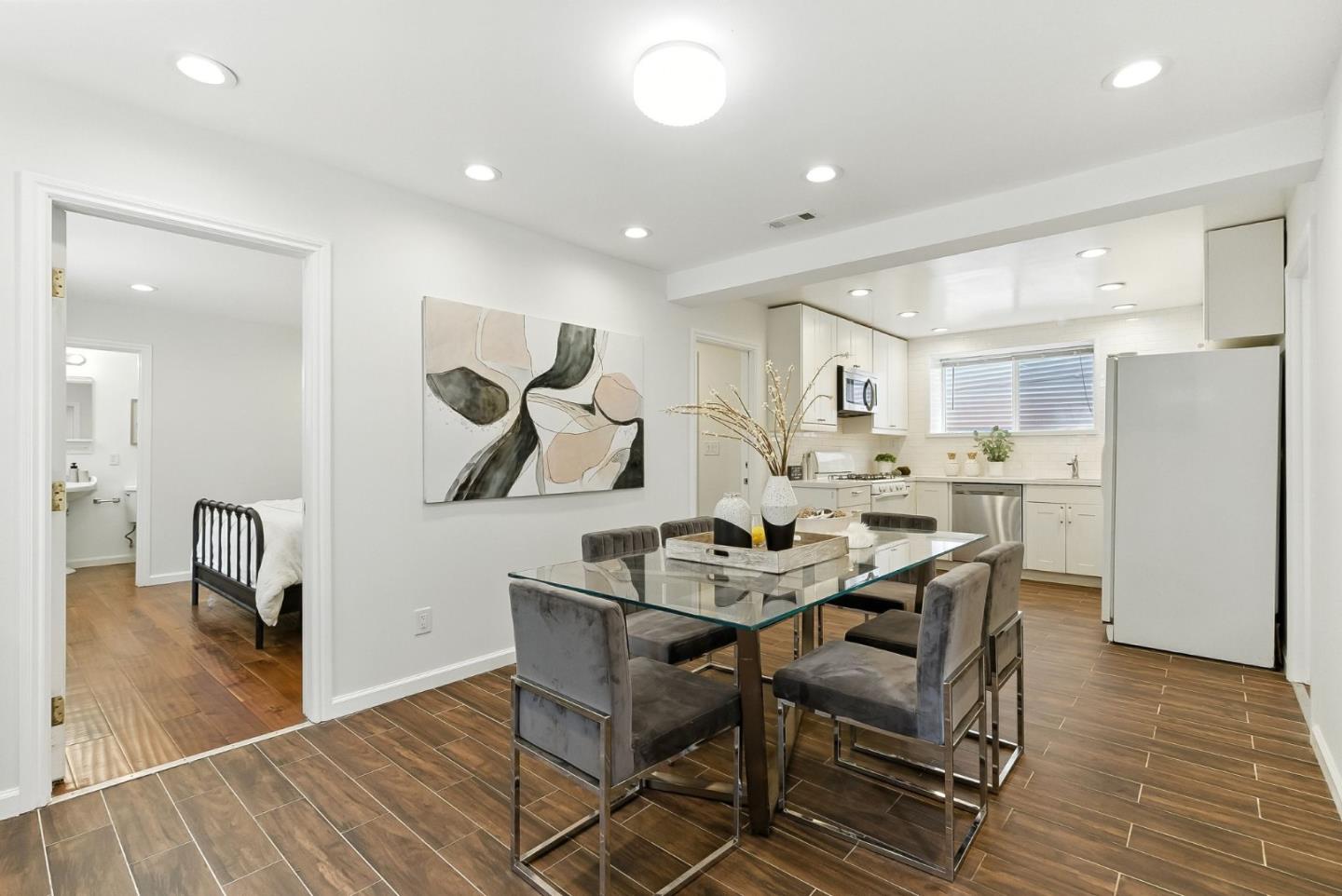 52-54 Eastwood Drive