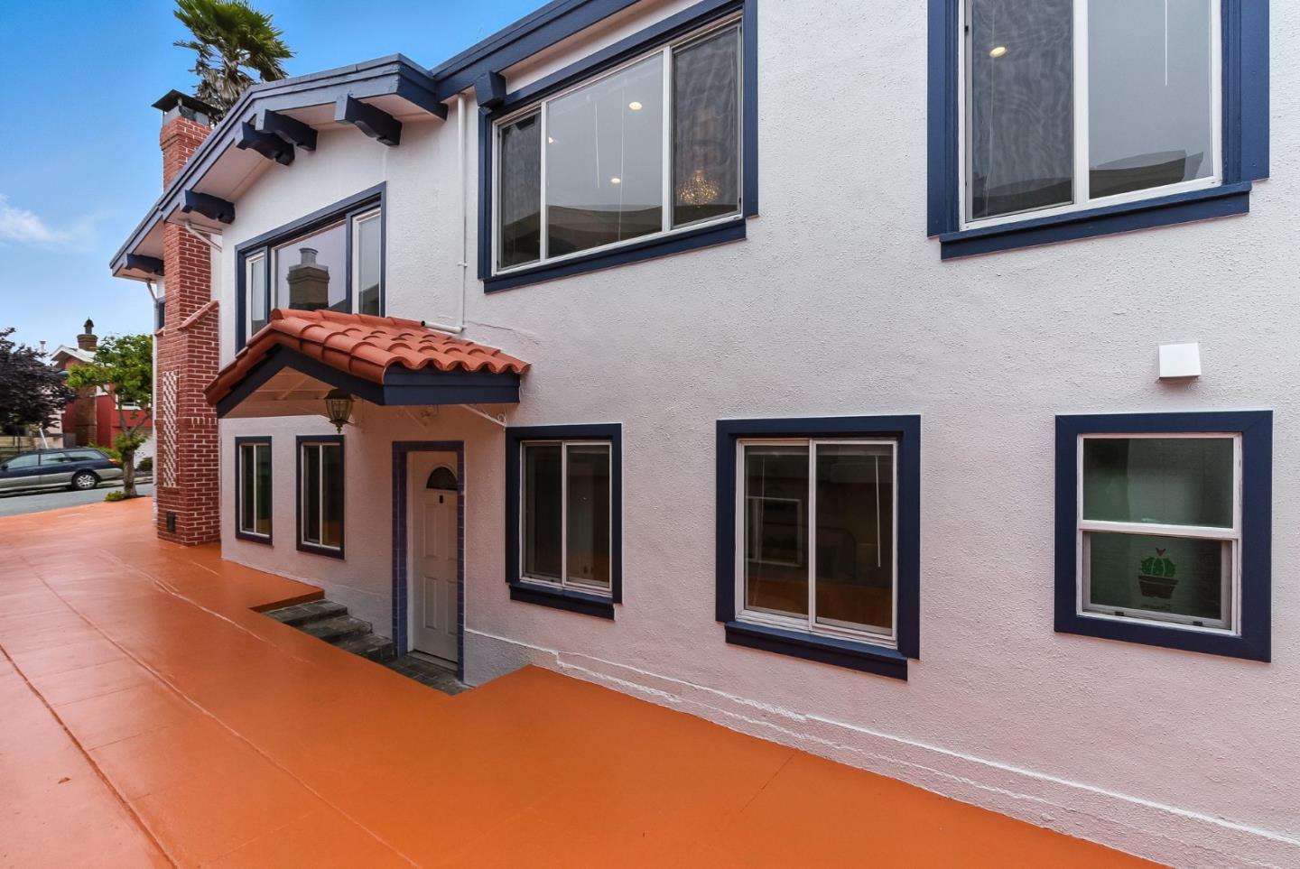 52-54 Eastwood Drive