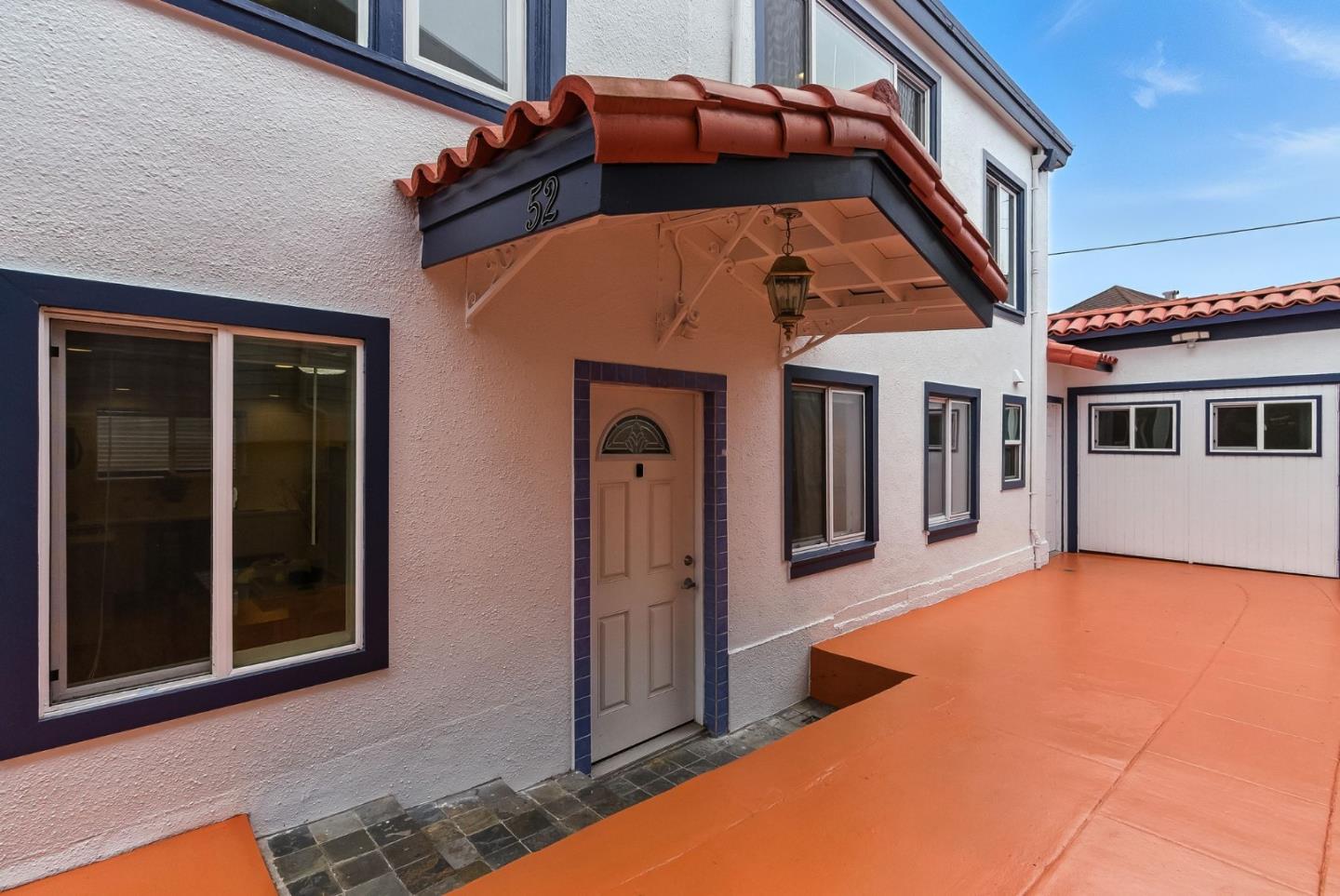 52-54 Eastwood Drive