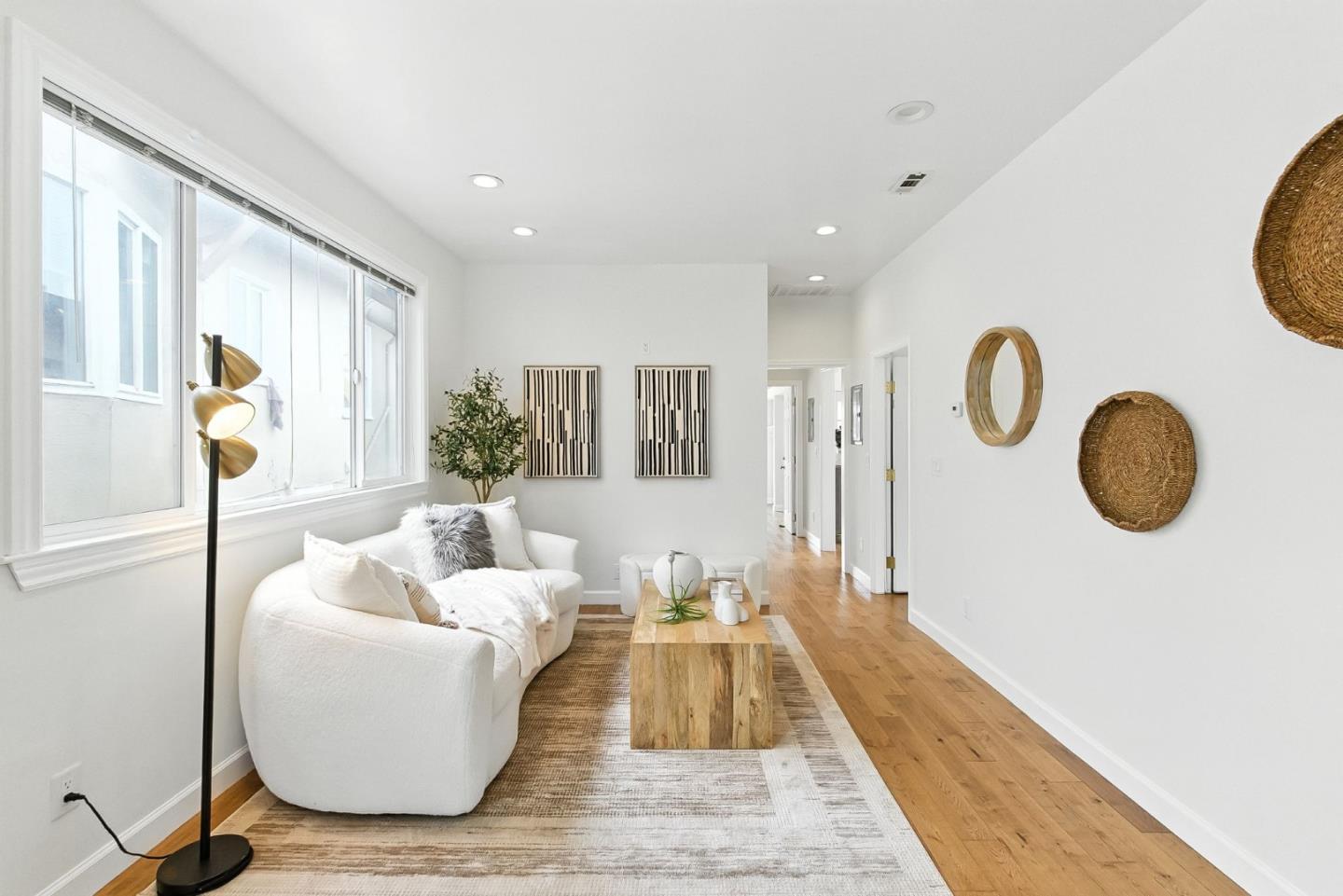 52-54 Eastwood Drive