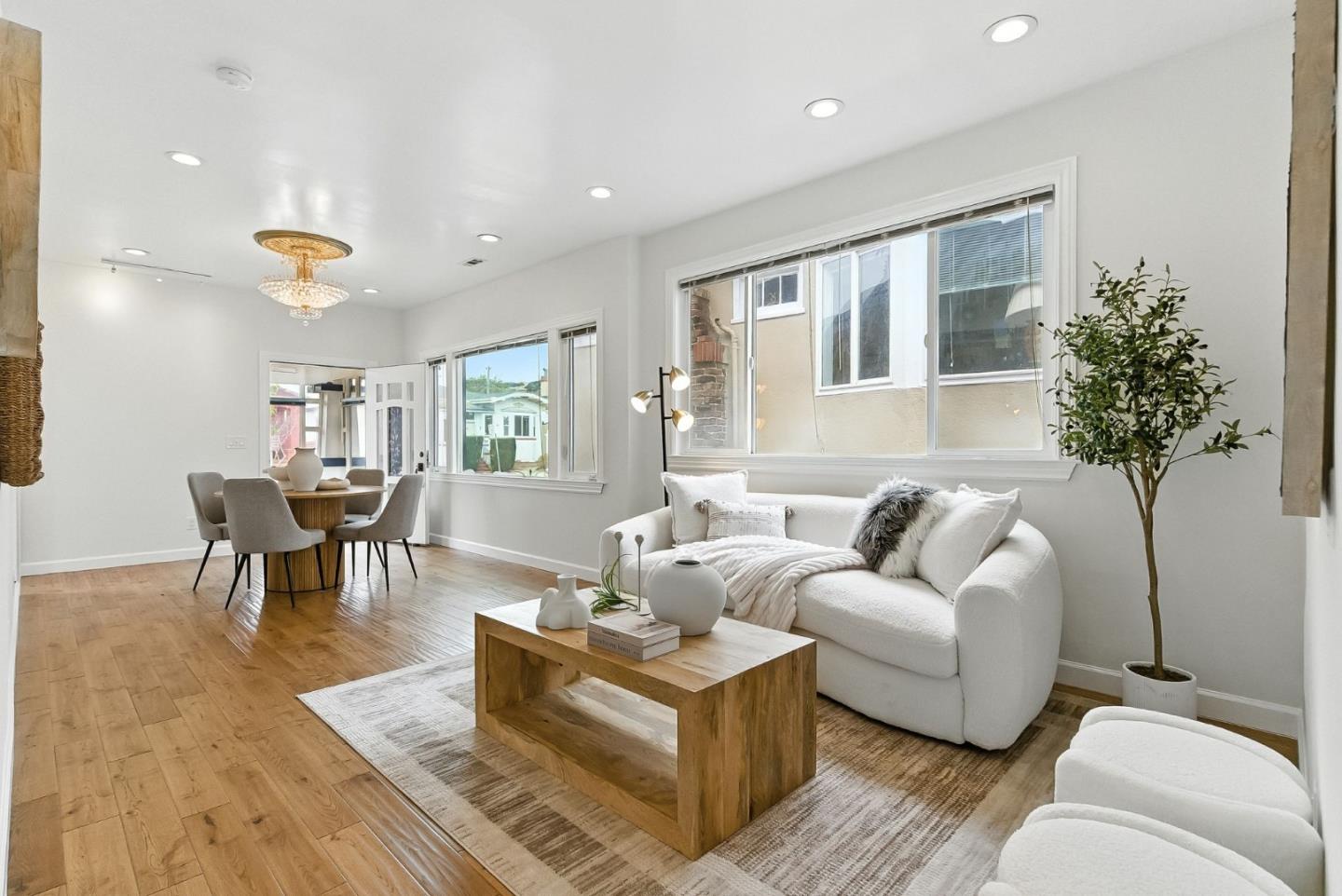 52-54 Eastwood Drive