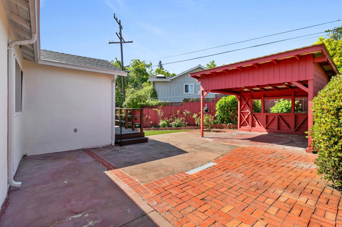 1118 Alameda De Las Pulgas