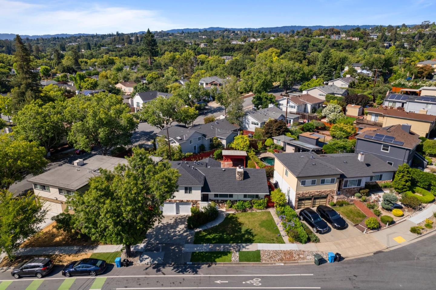 1118 Alameda De Las Pulgas
