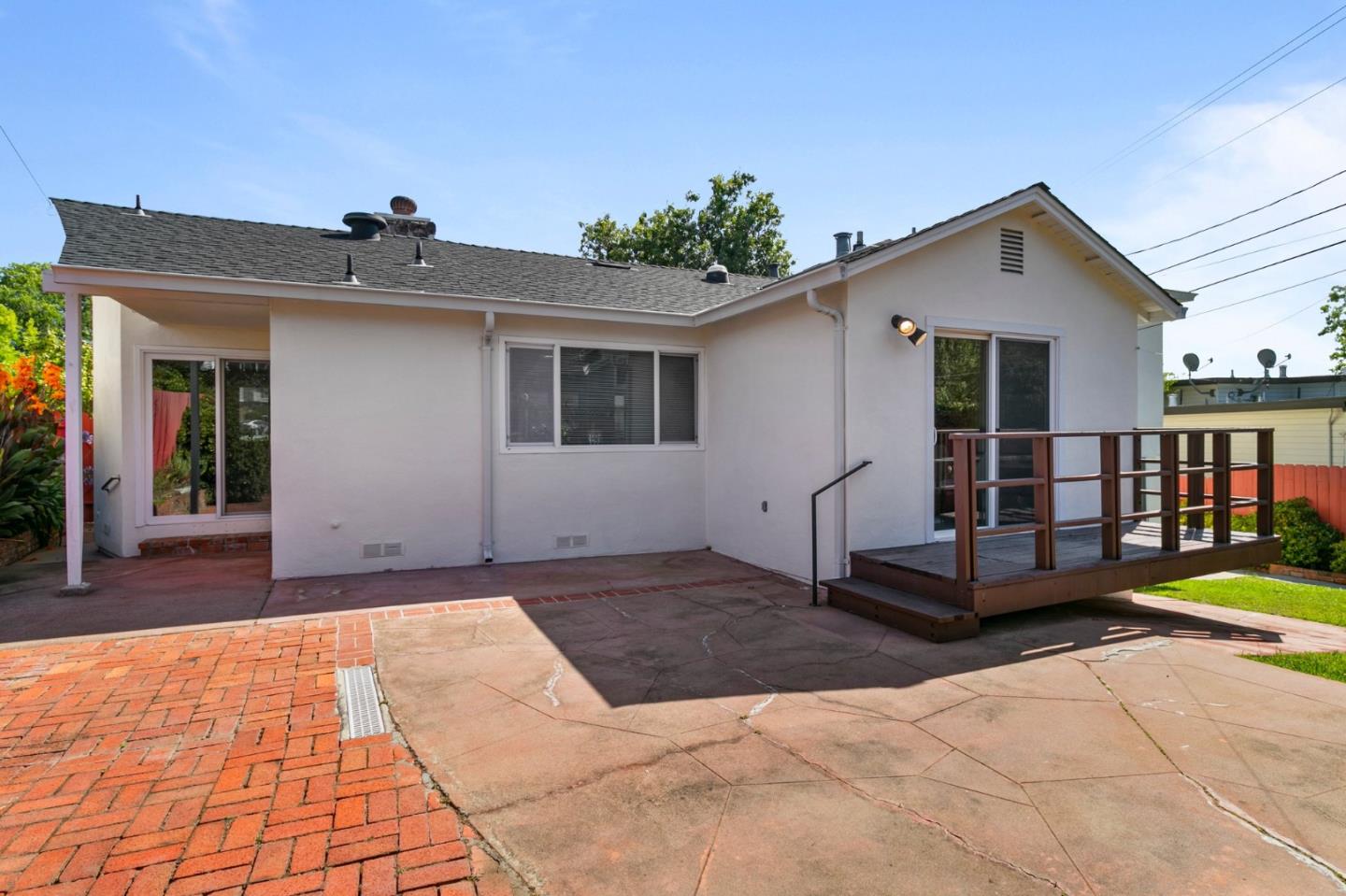 1118 Alameda De Las Pulgas