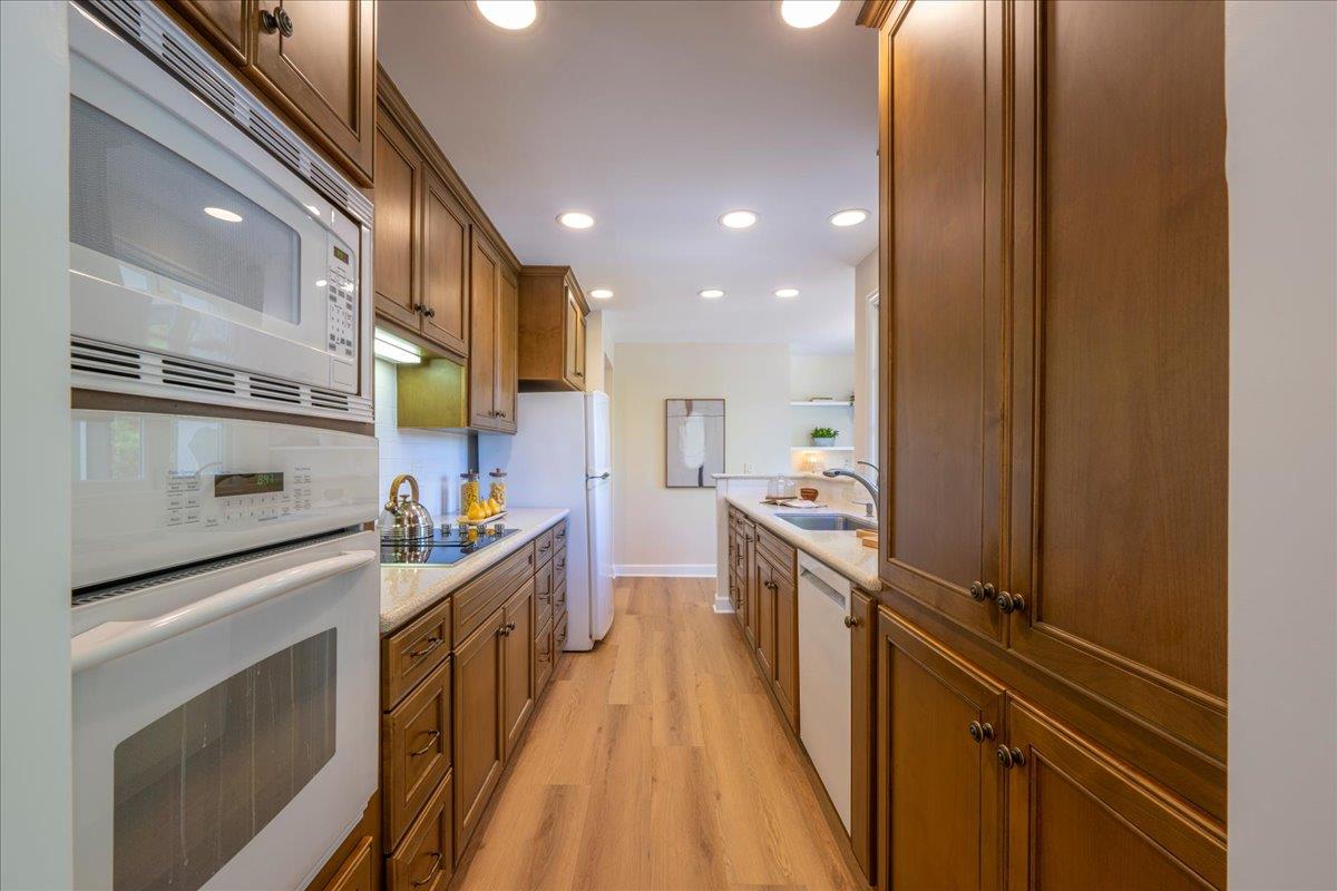 111 West 3rd Avenue 306