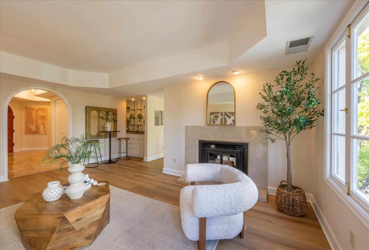 111 West 3rd Avenue 306