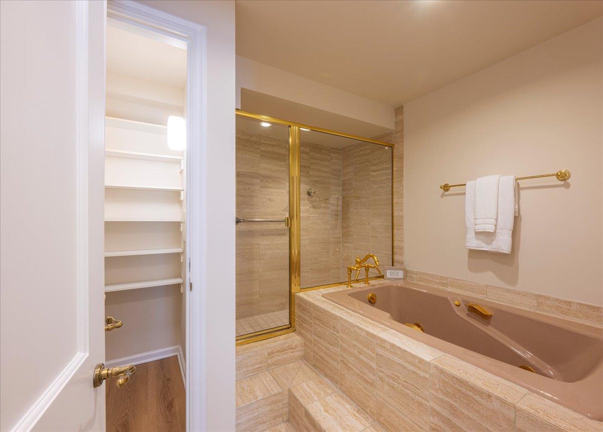 111 West 3rd Avenue 306