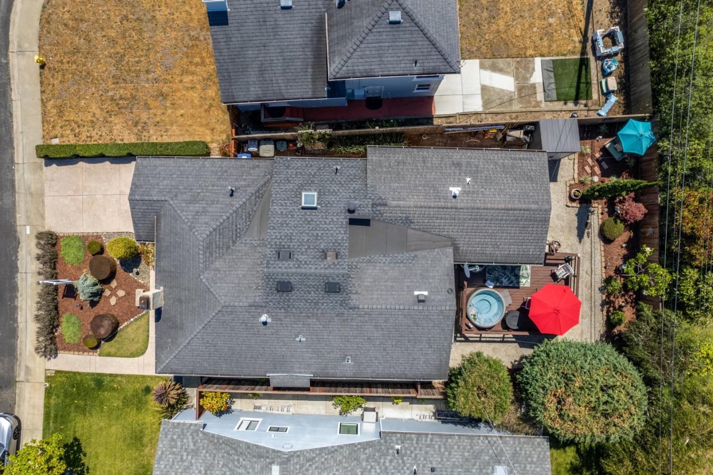 141 Knoll Circle