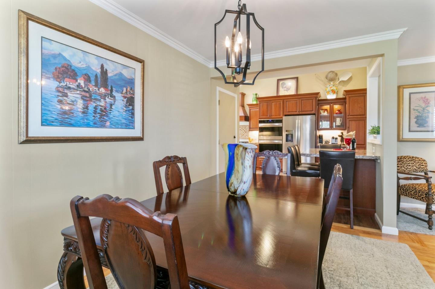 141 Knoll Circle