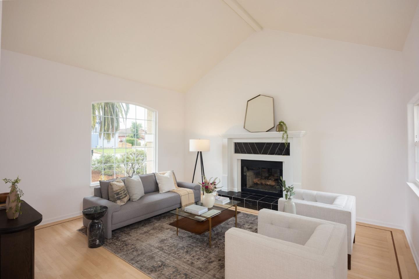 608 Silver Avenue