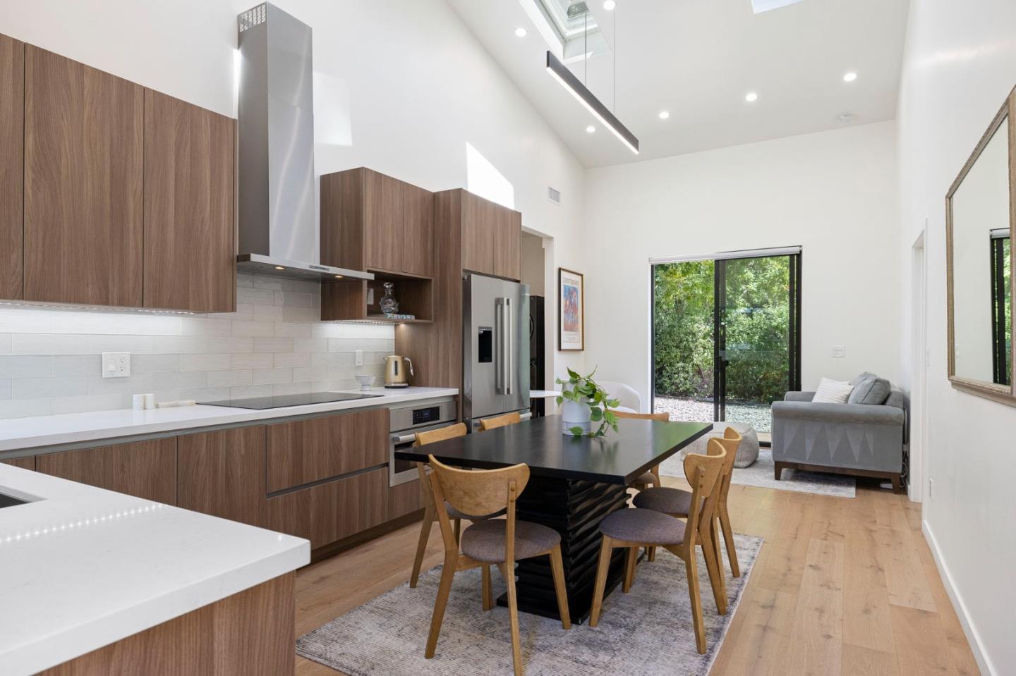 613 Barroilhet Avenue