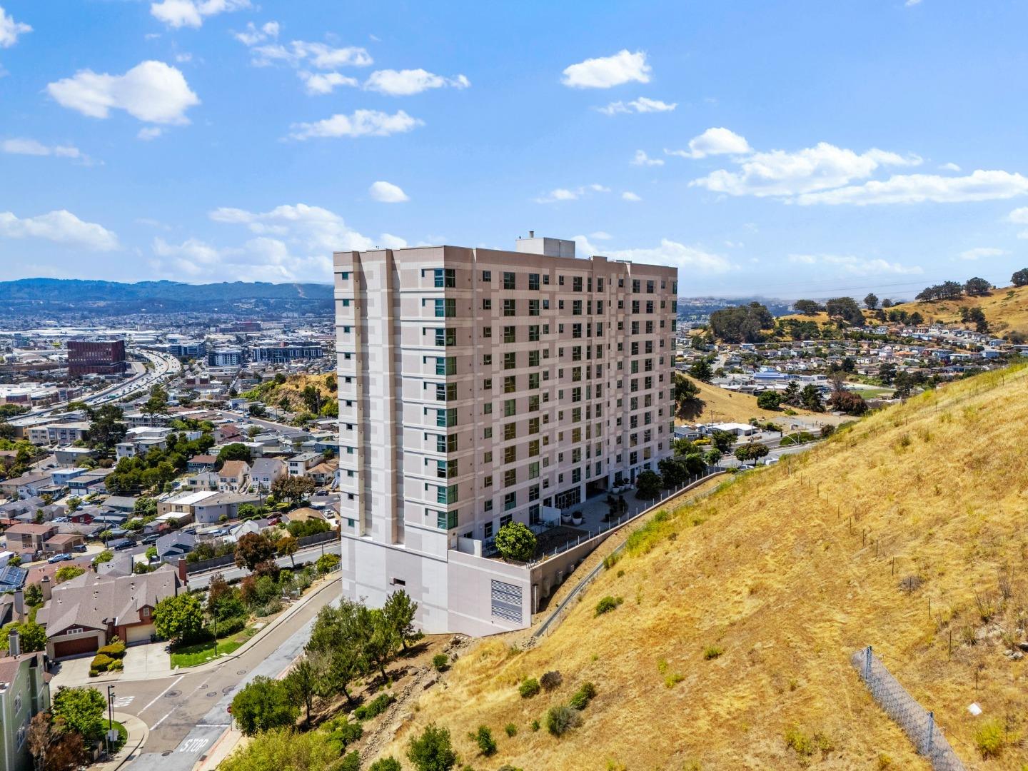 1 Mandalay Place 610