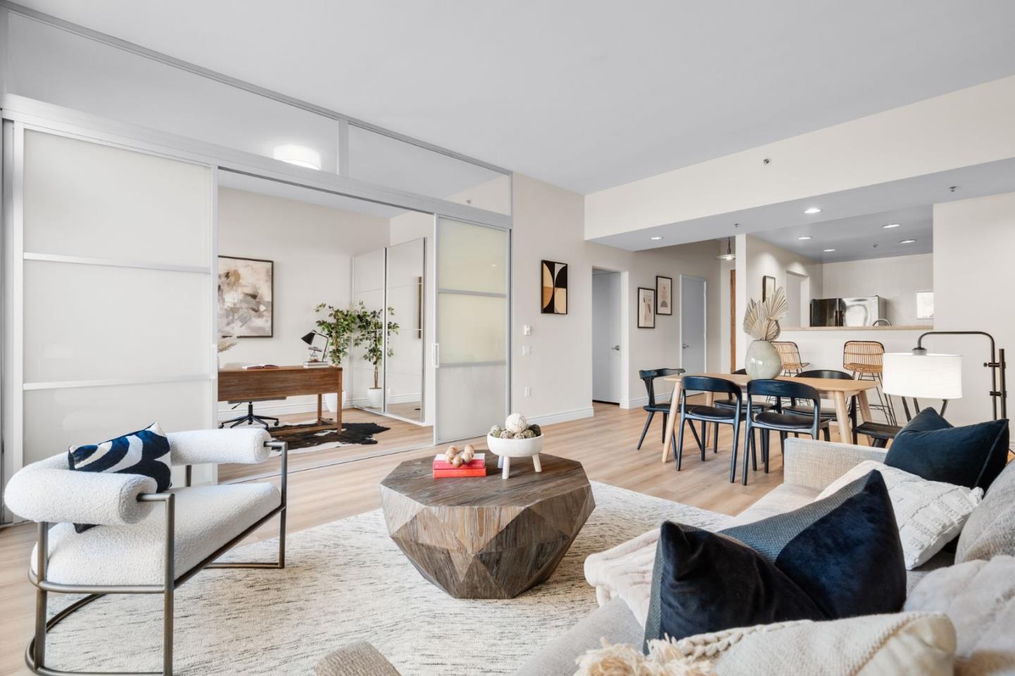 1 Mandalay Place 610