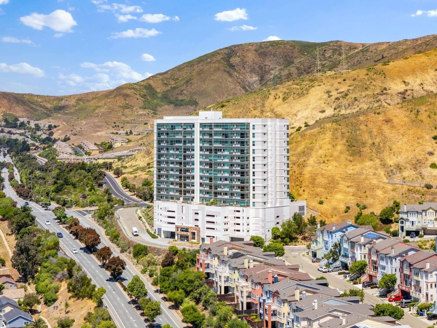 1 Mandalay Place 610