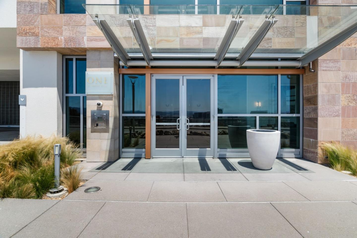 1 Mandalay Place 610