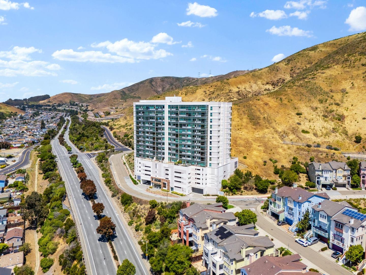 1 Mandalay Place 610