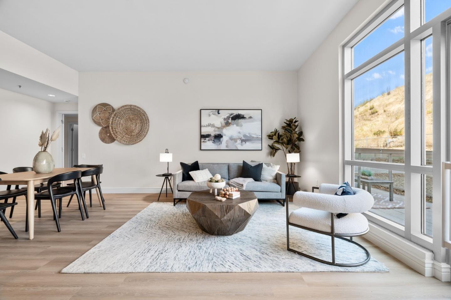 1 Mandalay Place 610