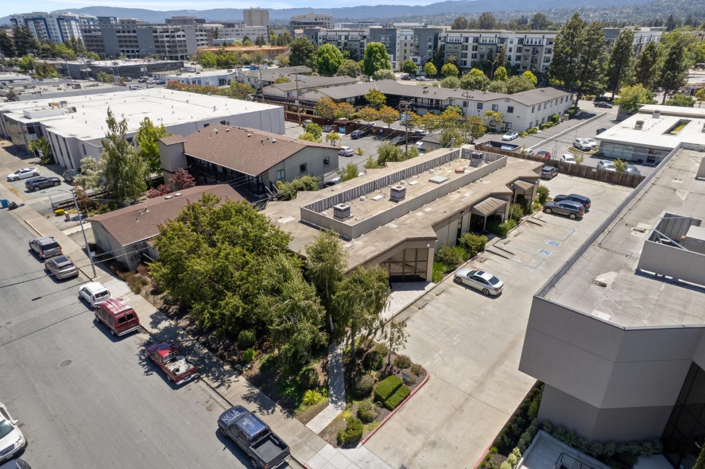 550 Price Avenue