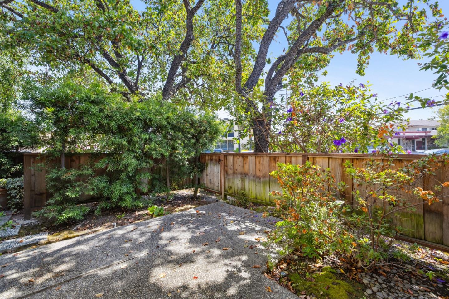 550 Price Avenue