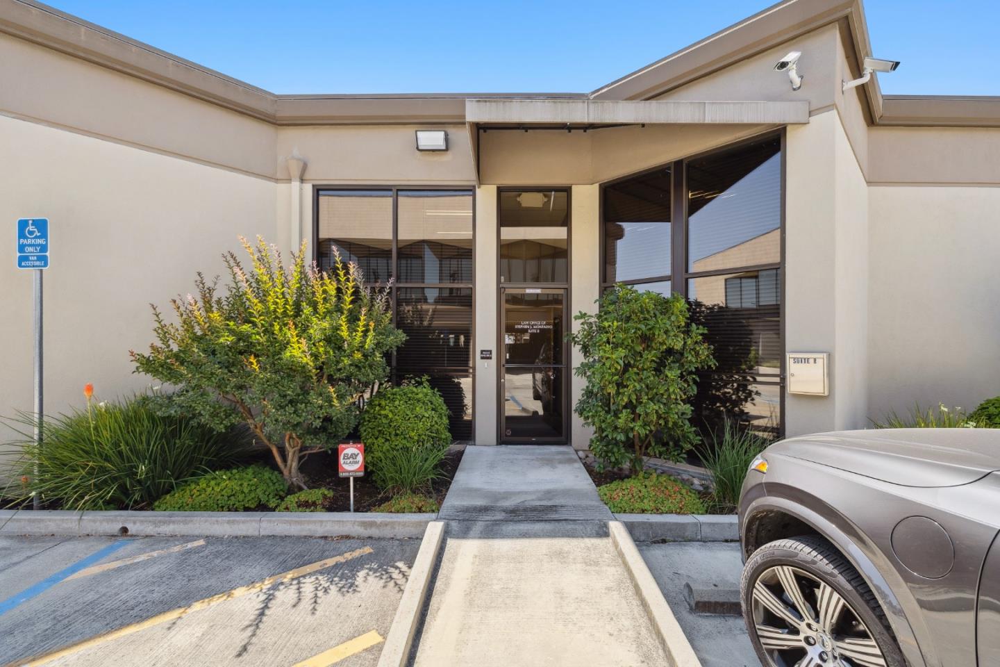 550 Price Avenue