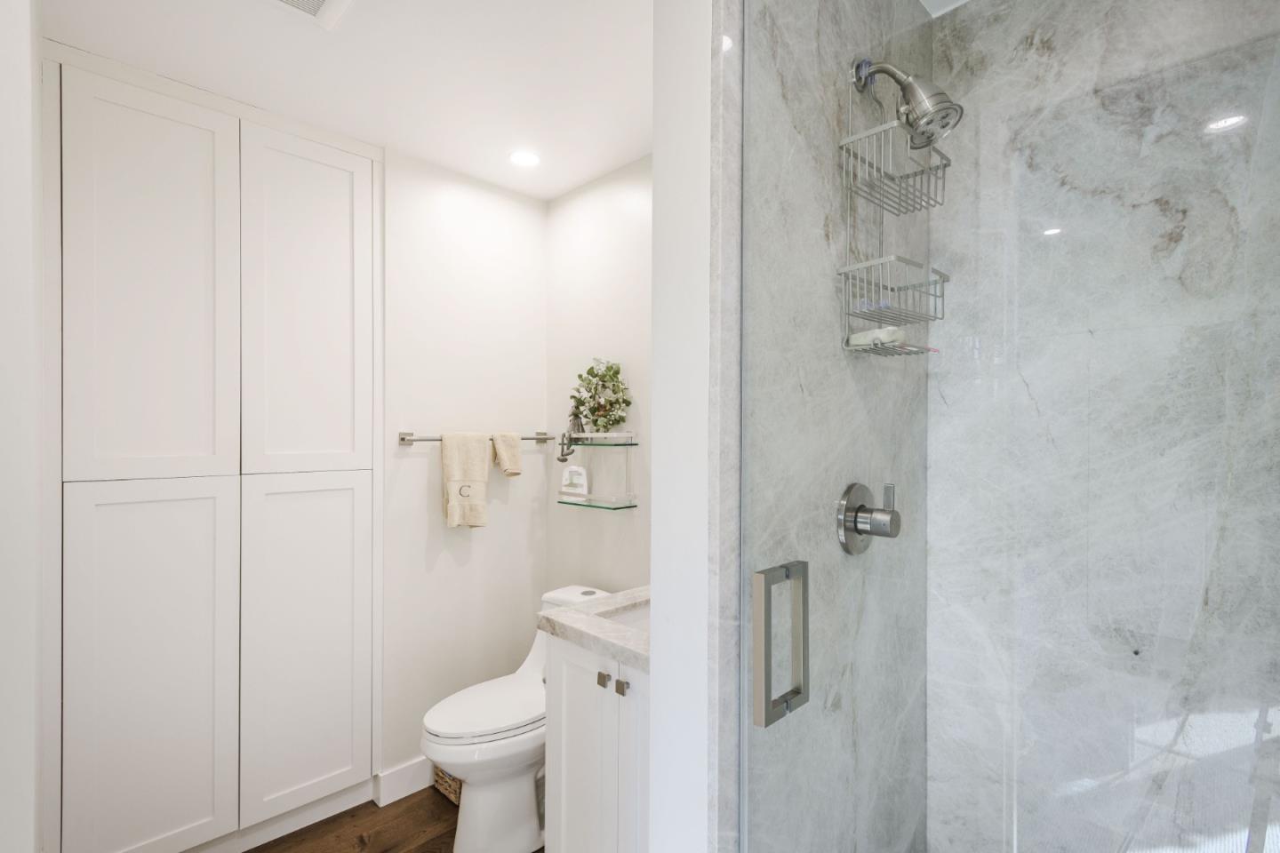 20 West 3rd Avenue 202