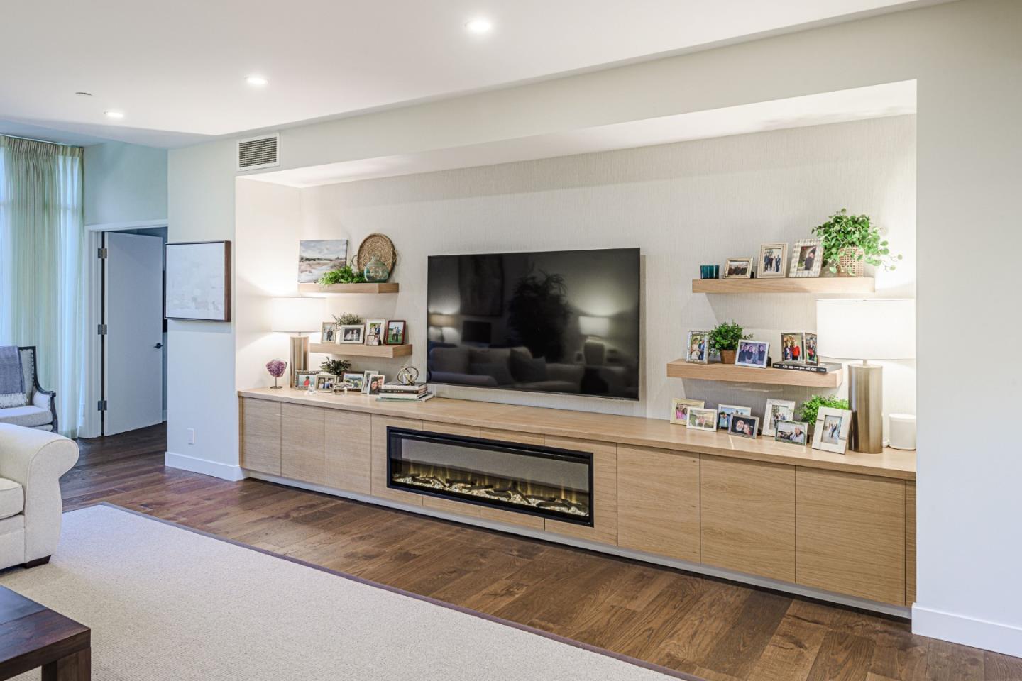 20 West 3rd Avenue 202