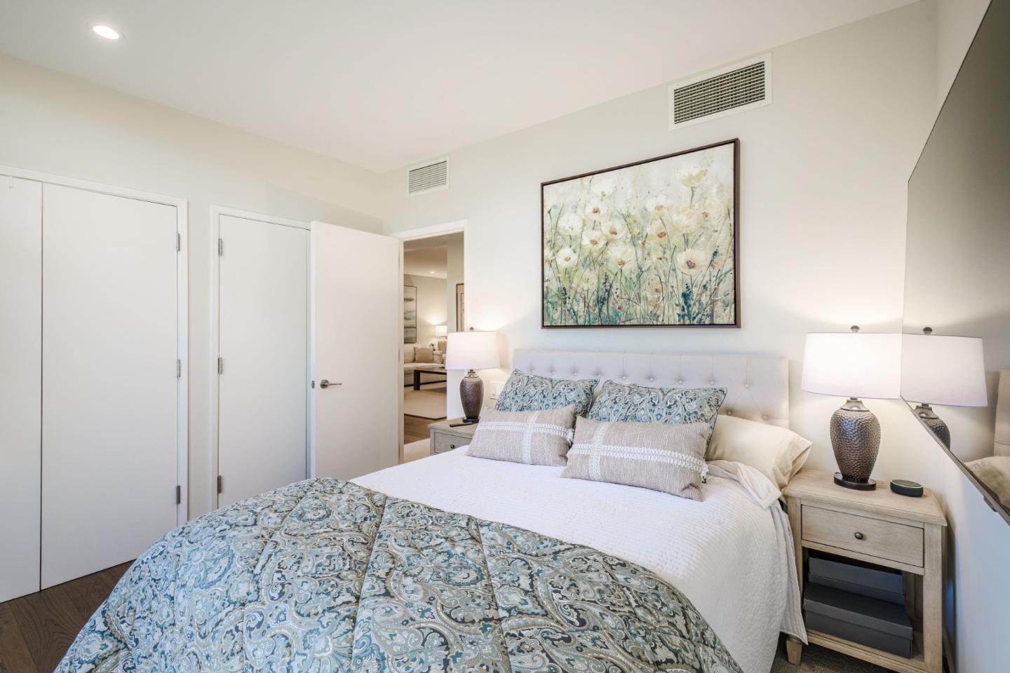 20 West 3rd Avenue 202