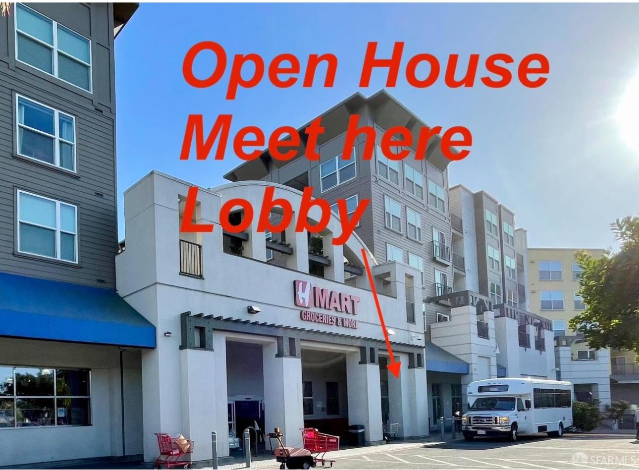 8200 Oceanview Terrace 321