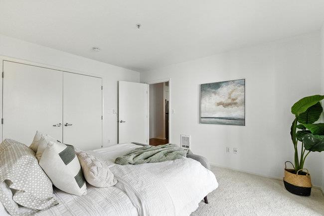 8200 Oceanview Terrace 321