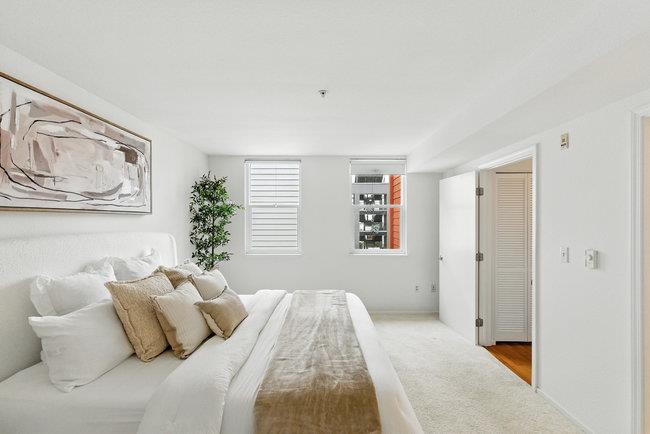 8200 Oceanview Terrace 321