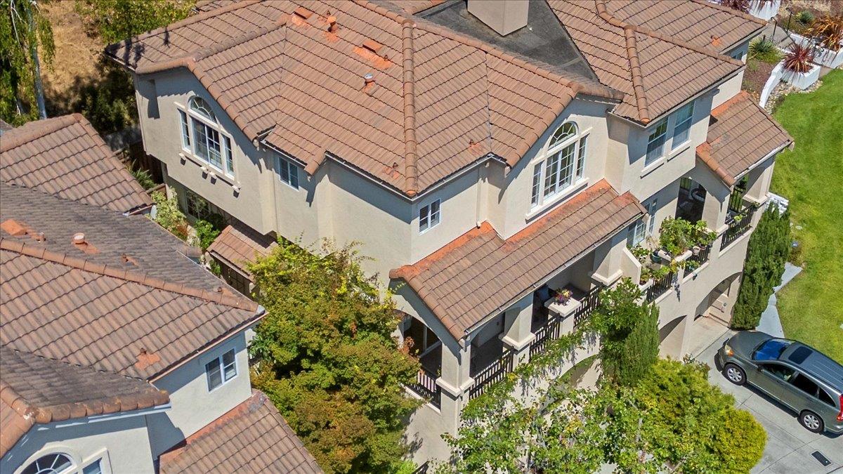 14 Arroyo View Circle